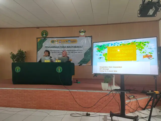 Paparan Media Pembelajaran oleh Instruktur IT, Puji Nufaujiah, M.Pd.